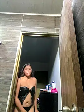 Snapshot of Cielo6925 chatting on October 2025 05:48:01 PM Cielo6925 online show from October 2025 05:48:01 PM