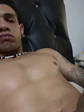 Valentino-elTuyo online show from September 2025 07:53:01 PM