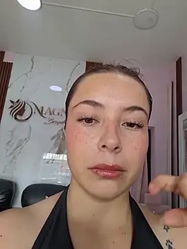 EmmaValencia  online show from May 2026 07:56:02 PM