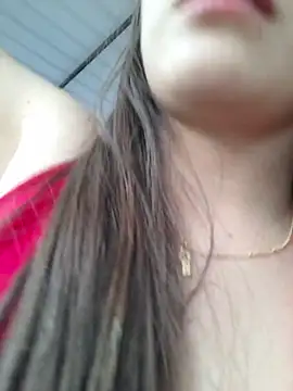 Snapshot of EmmaValencia_ chatting on July 2026 06:07:02 PM EmmaValencia online show from July 2026 06:07:02 PM