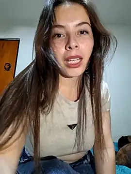 EmmaValencia  online show from October 2025 04:46:01 AM