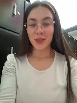 EmmaValencia  online show from March 2026 10:00:02 PM