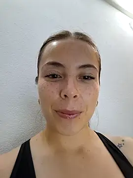 EmmaValencia  online show from November 2025 04:28:01 AM