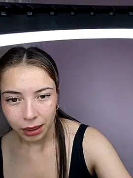 EmmaValencia  online show from October 2025 09:37:02 PM