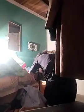 Snapshot of monroedelrey chatting on February 2026 12:44:02 AM monroedelrey online show from February 2026 12:44:02 AM