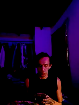 monroedelrey online show from December 2025 10:15:02 PM