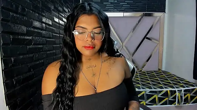ParisBustamanterx online show from October 2025 02:35:02 AM