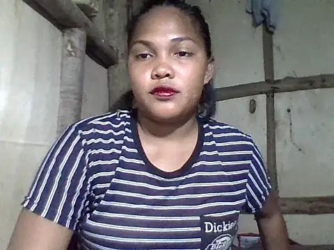 Snapshot of sweetlexypinay19 chatting on June 2026 02:07:02 PM sweetlexypinay19 online show from June 2026 02:07:02 PM