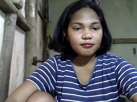 Snapshot of sweetlexypinay19 chatting on June 2026 11:43:01 PM sweetlexypinay19 online show from June 2026 11:43:01 PM