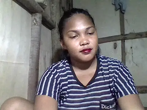 Snapshot of sweetlexypinay19 chatting on June 2026 02:33:01 PM sweetlexypinay19 online show from June 2026 02:33:01 PM
