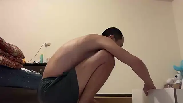 mrcaiziv online show from February 2026 08:31:02 PM