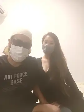 aska1986 online show from October 2025 01:11:01 PM