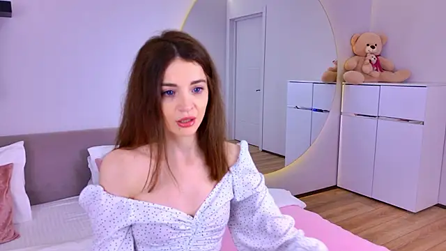 NikkaBush online show from June 2026 05:13:01 AM