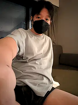 yuuukiiiip online show from June 2026 04:11:02 PM