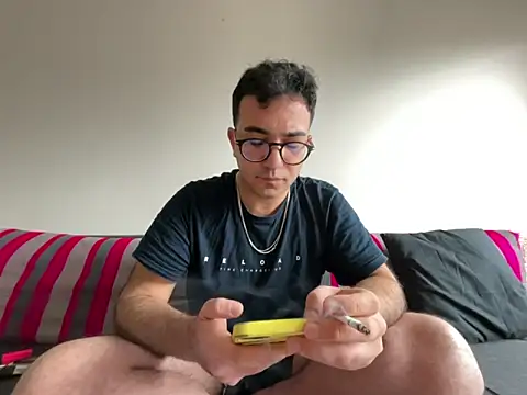 xochipilliii online show from October 2025 11:46:02 AM