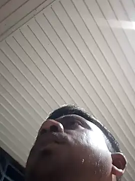 Snapshot of SlipperyRebound0 chatting on November 2025 02:53:02 PM SlipperyRebound0 online show from November 2025 02:53:02 PM