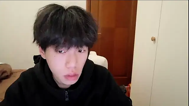 Snapshot of hangzi-0011 chatting on December 2025 07:12:01 AM hangzi-0011 online show from December 2025 07:12:01 AM