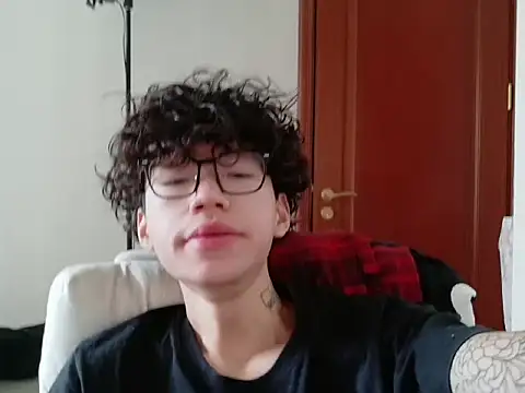hangzi-0011 online show from September 2025 07:36:01 AM