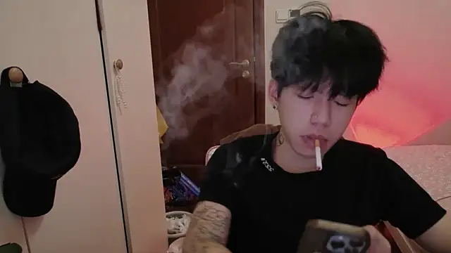 Snapshot of hangzi-0011 chatting on February 2026 10:58:01 AM hangzi-0011 online show from February 2026 10:58:01 AM