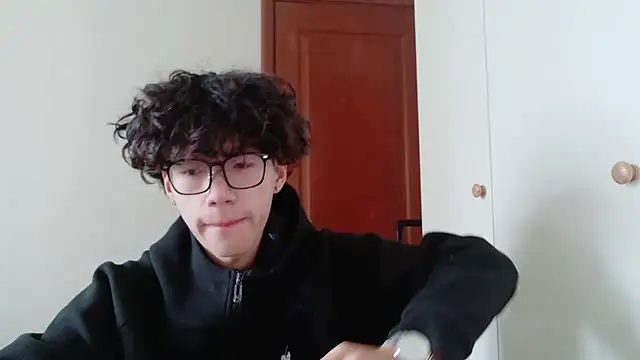 hangzi-0011 online show from October 2025 03:06:01 AM