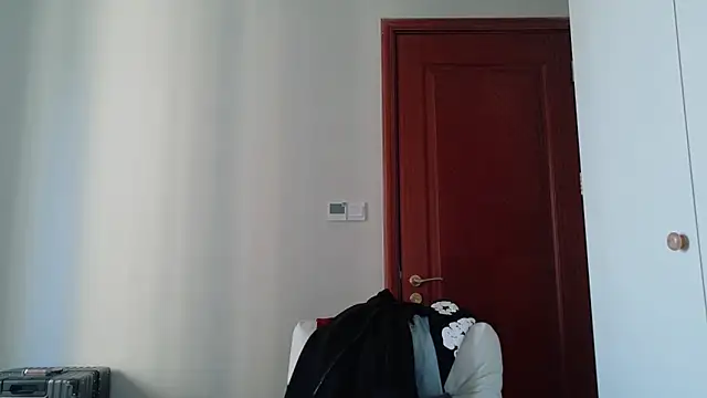 hangzi-0011 online show from October 2025 08:37:01 AM