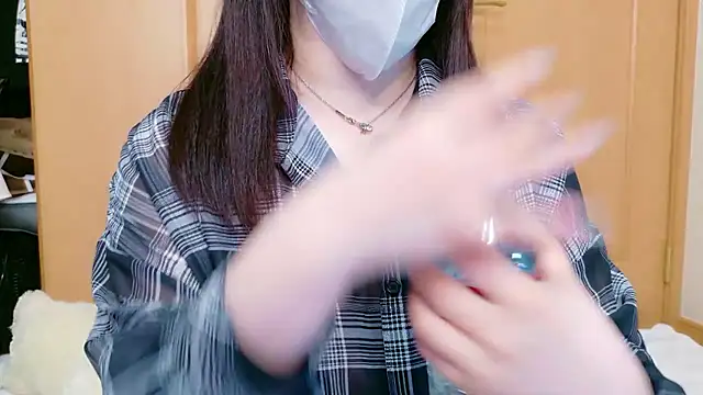 YUKINA 00 online show from April 2026 03:51:01 PM