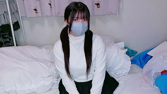 YUKINA 00 online show from December 2025 11:57:01 AM