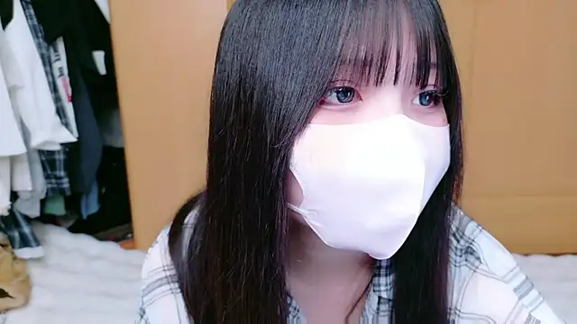 YUKINA 00 online show from June 2026 01:05:02 PM