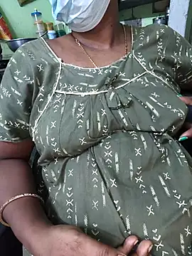 Snapshot of Tamilselviroja- chatting on November 2025 03:59:02 PM Tamilselviroja- online show from November 2025 03:59:02 PM