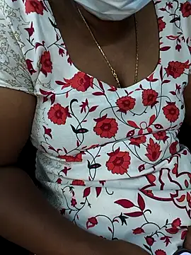 Snapshot of Tamilselviroja- chatting on October 2025 03:55:01 PM Tamilselviroja- online show from October 2025 03:55:01 PM