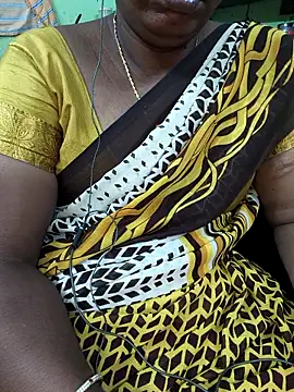 Snapshot of Tamilselviroja- chatting on November 2025 03:45:02 PM Tamilselviroja- online show from November 2025 03:45:02 PM