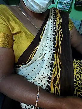 Snapshot of Tamilselviroja- chatting on November 2025 04:00:01 PM Tamilselviroja- online show from November 2025 04:00:01 PM