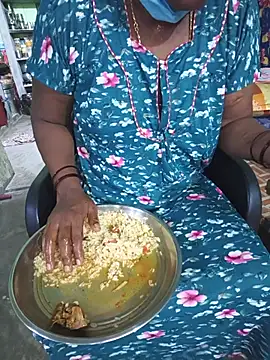 Snapshot of Tamilselviroja- chatting on July 2026 02:51:01 PM Tamilselviroja- online show from July 2026 02:51:01 PM