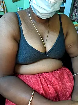 Snapshot of Tamilselviroja- chatting on November 2025 08:45:01 PM Tamilselviroja- online show from November 2025 08:45:01 PM