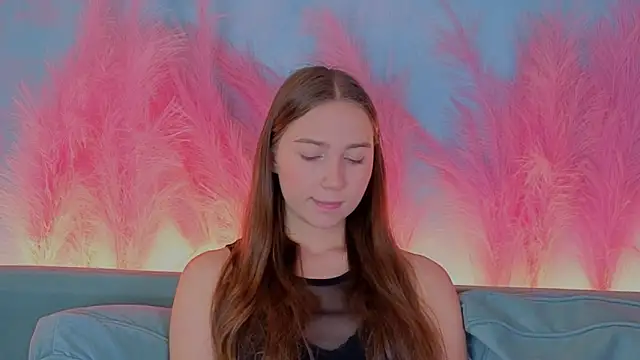 OliviaLay online show from December 2025 11:04:02 AM