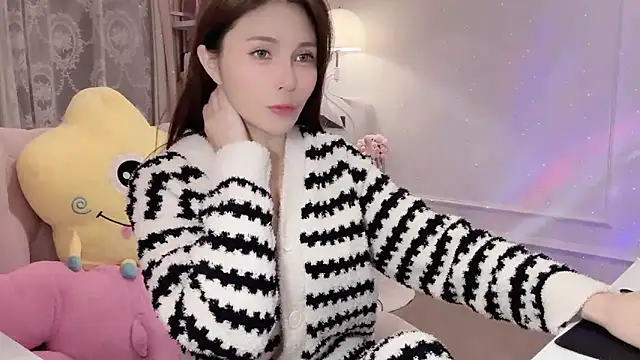 Titi-175 online show from October 2025 10:37:02 AM