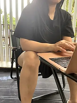 Flipped 520 online show from September 2025 02:50:02 AM