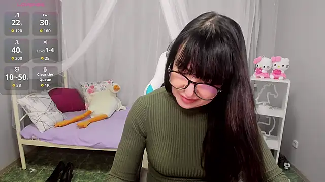 Snapshot of LindaRomero chatting on November 2025 09:57:01 AM LindaRomero online show from November 2025 09:57:01 AM