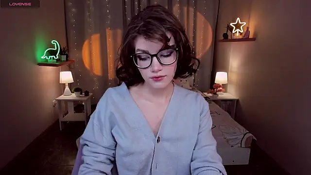 Snapshot of CathyAdams chatting on November 2025 09:19:02 AM CathyAdams online show from November 2025 09:19:02 AM