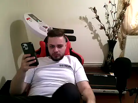 KingAdonisss online show from October 2025 01:02:01 PM