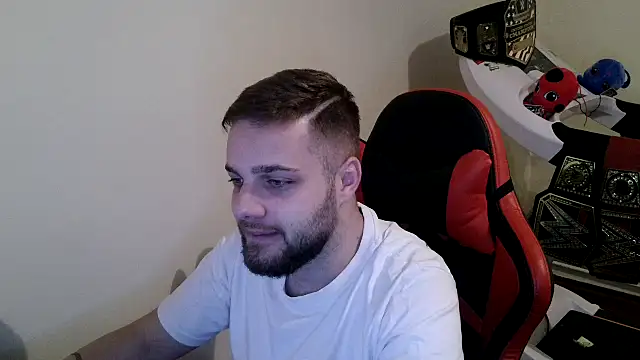 Snapshot of KingAdonisss chatting on October 2025 02:28:01 PM KingAdonisss online show from October 2025 02:28:01 PM