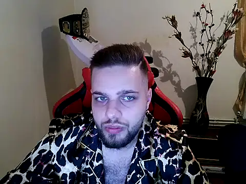 KingAdonisss online show from October 2025 02:40:02 PM