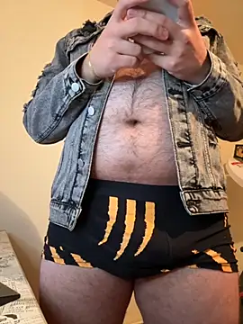 Snapshot of KingAdonisss chatting on November 2025 08:42:01 PM KingAdonisss online show from November 2025 08:42:01 PM