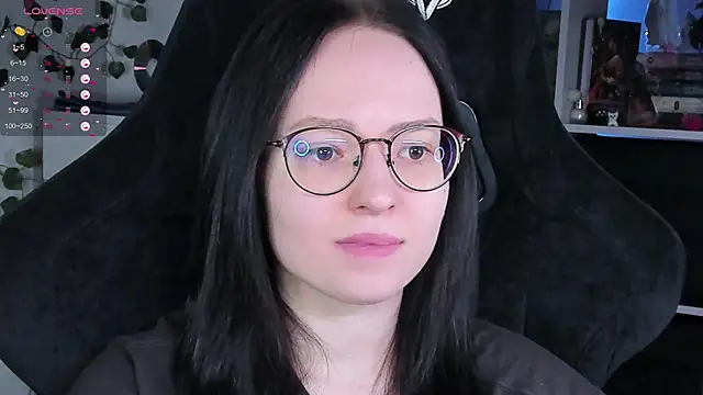 power robynn online show from November 2025 04:34:01 PM