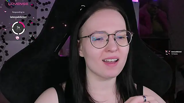 Snapshot of power_robynn chatting on February 2026 05:34:02 PM power robynn online show from February 2026 05:34:02 PM