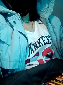 Snapshot of BiCute688 chatting on December 2025 08:32:02 PM BiCute688 online show from December 2025 08:32:02 PM