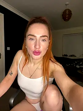 Cherry-L-28 online show from November 2025 09:46:01 PM