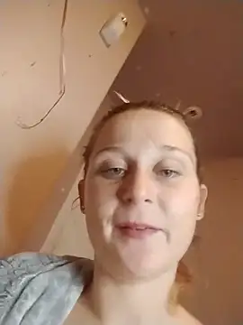 Snapshot of Queen2454 chatting on September 2025 06:59:02 PM Queen2454 online show from September 2025 06:59:02 PM