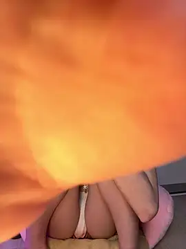 Snapshot of bunnyirisluv chatting on February 2026 10:10:02 PM bunnyirisluv online show from February 2026 10:10:02 PM