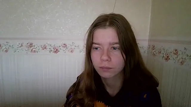 Snapshot of 0nlyLola chatting on October 2025 06:56:01 AM 0nlyLola online show from October 2025 06:56:01 AM